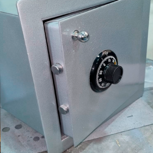 Caja Fuerte 8
